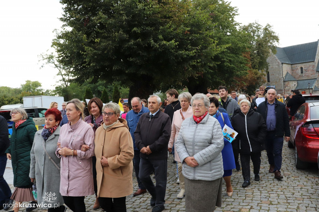 Tak witaliśmy Matkę Boską w kruszwickiej kolegiacie [ZDJĘCIA]
