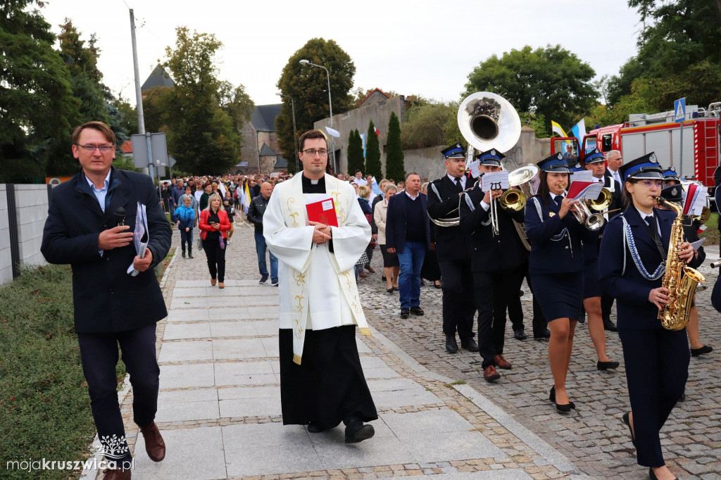 Tak witaliśmy Matkę Boską w kruszwickiej kolegiacie [ZDJĘCIA]