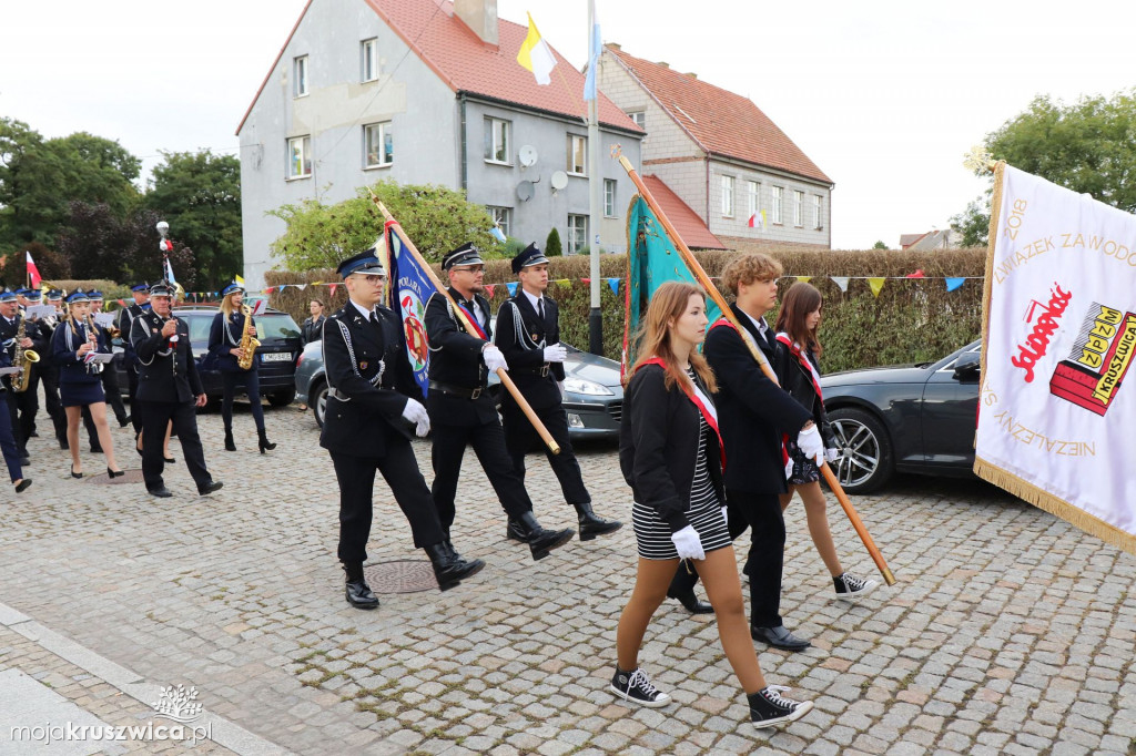Tak witaliśmy Matkę Boską w kruszwickiej kolegiacie [ZDJĘCIA]