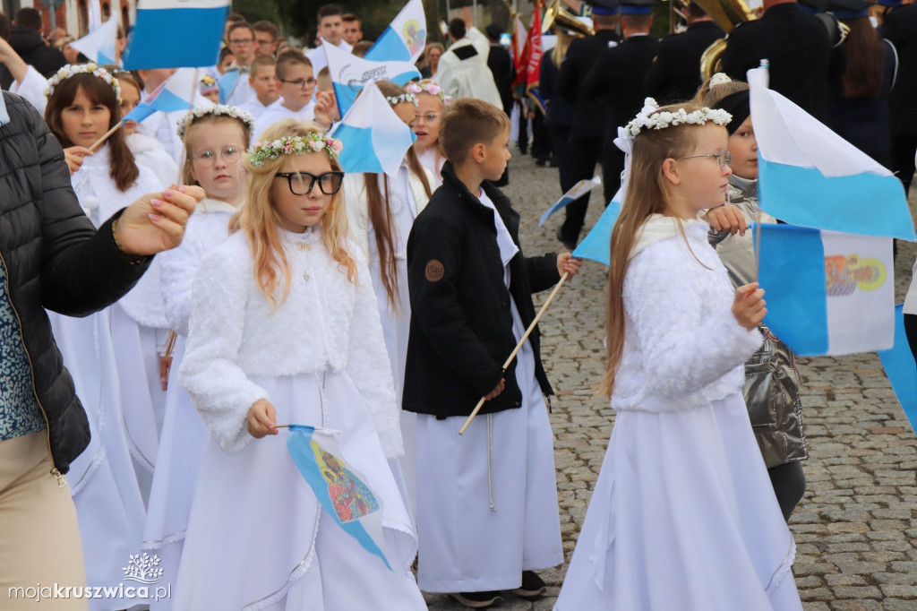 Tak witaliśmy Matkę Boską w kruszwickiej kolegiacie [ZDJĘCIA]