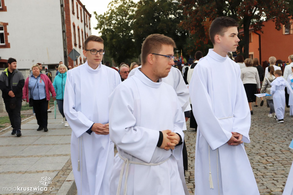 Tak witaliśmy Matkę Boską w kruszwickiej kolegiacie [ZDJĘCIA]