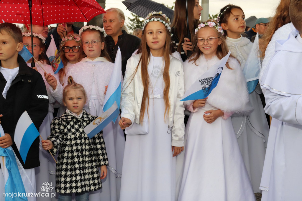 Tak witaliśmy Matkę Boską w kruszwickiej kolegiacie [ZDJĘCIA]