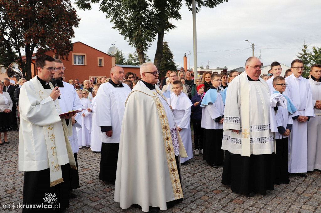 Tak witaliśmy Matkę Boską w kruszwickiej kolegiacie [ZDJĘCIA]