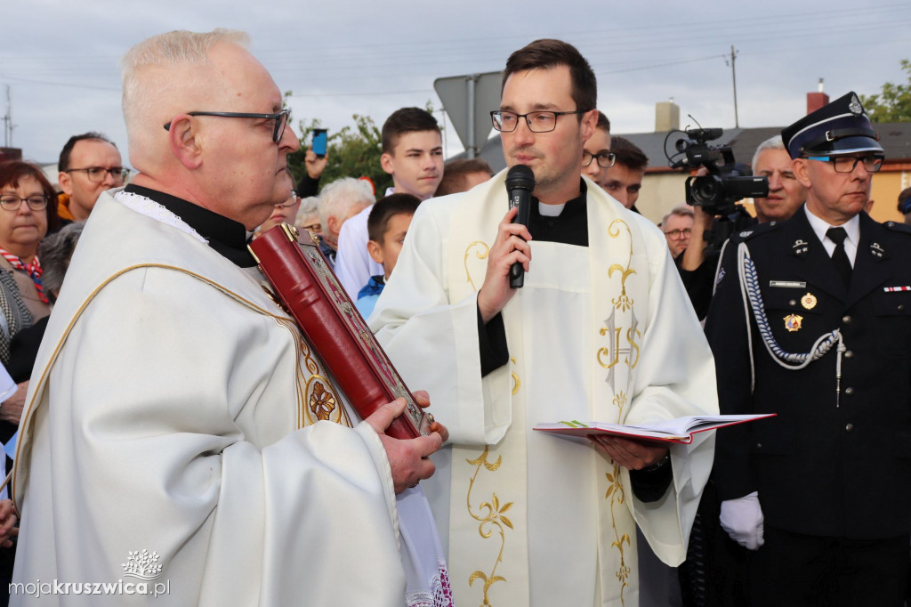 Tak witaliśmy Matkę Boską w kruszwickiej kolegiacie [ZDJĘCIA]