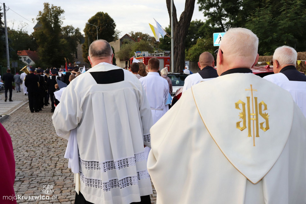Tak witaliśmy Matkę Boską w kruszwickiej kolegiacie [ZDJĘCIA]