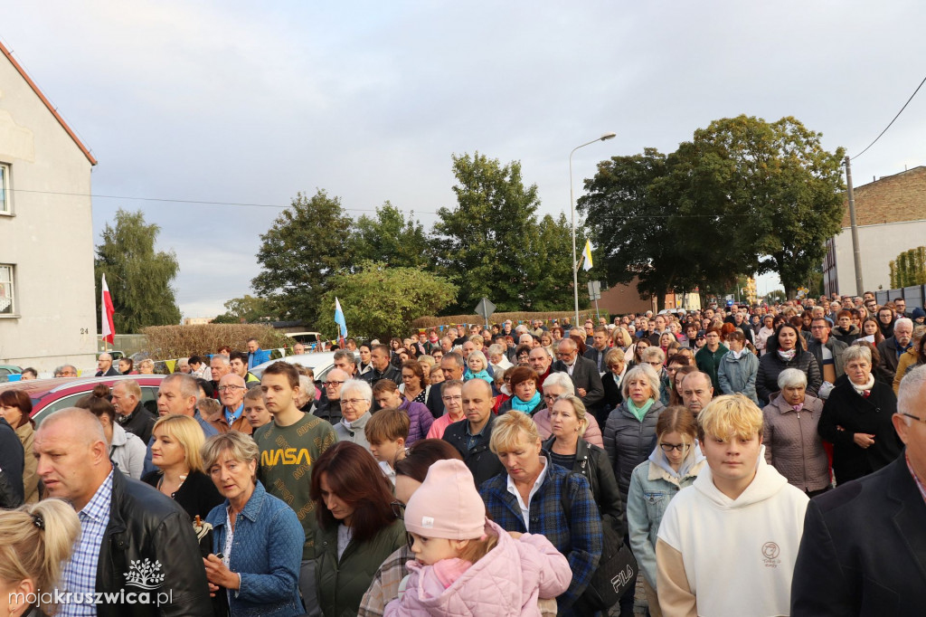 Tak witaliśmy Matkę Boską w kruszwickiej kolegiacie [ZDJĘCIA]