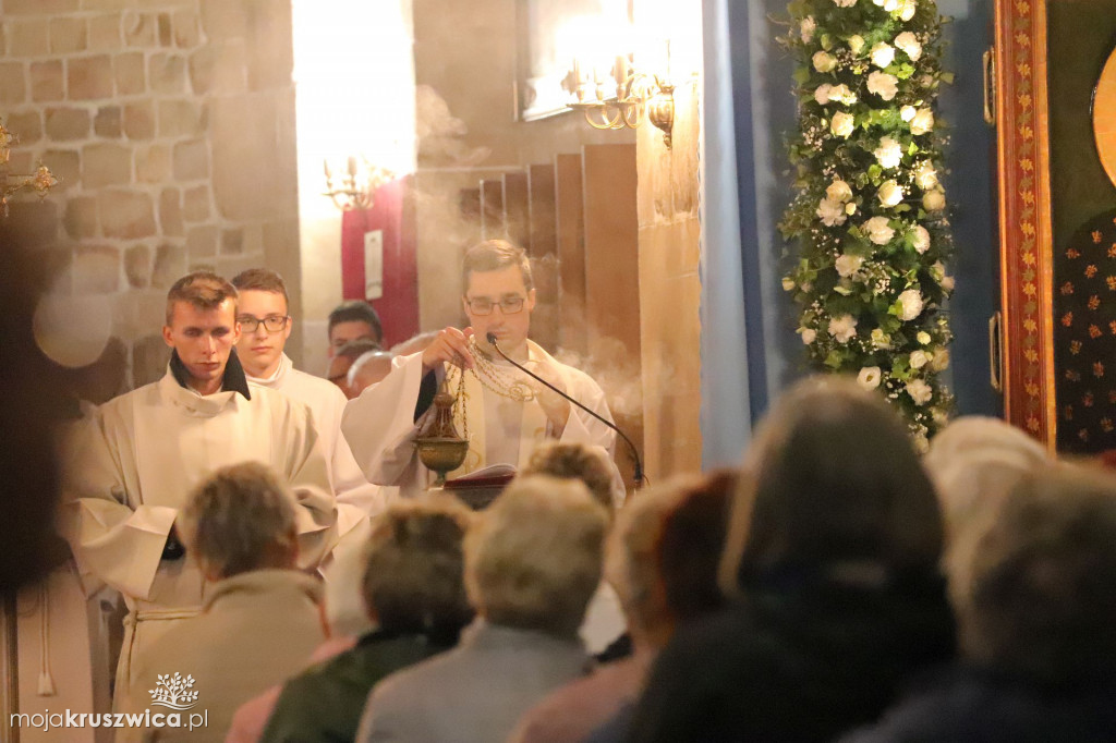 Tak witaliśmy Matkę Boską w kruszwickiej kolegiacie [ZDJĘCIA]