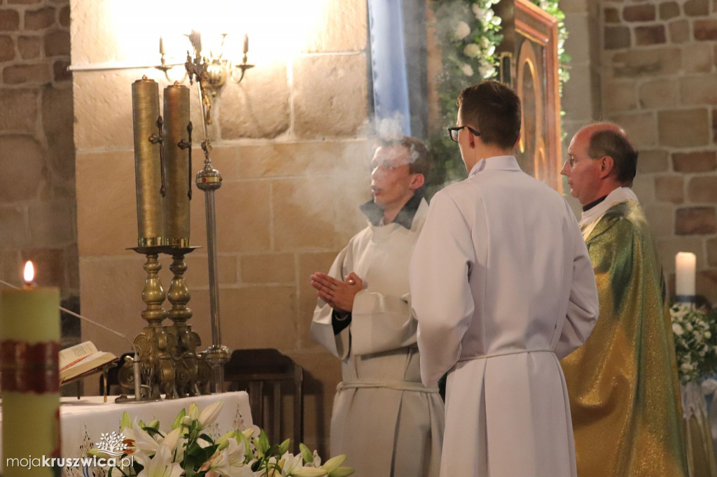 Tak witaliśmy Matkę Boską w kruszwickiej kolegiacie [ZDJĘCIA]