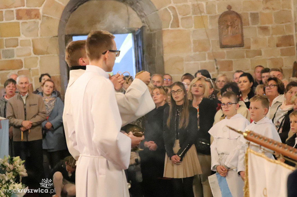 Tak witaliśmy Matkę Boską w kruszwickiej kolegiacie [ZDJĘCIA]