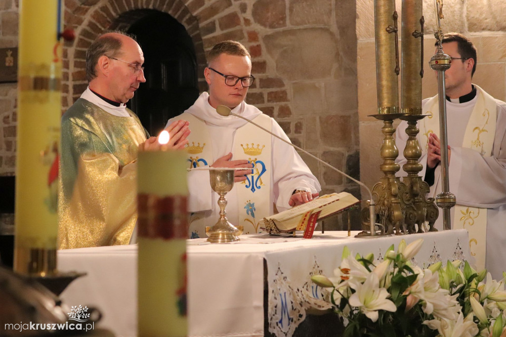 Tak witaliśmy Matkę Boską w kruszwickiej kolegiacie [ZDJĘCIA]