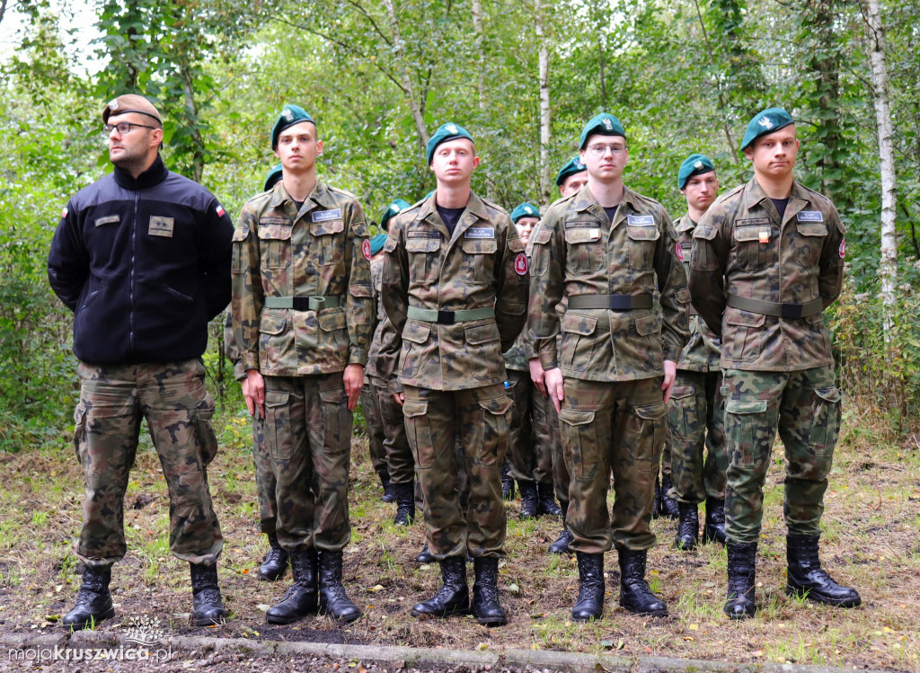 Rożniaty pod Kruszwicą. Upamiętniono dziś zamordowanych mieszkańców regionu [FOTO]