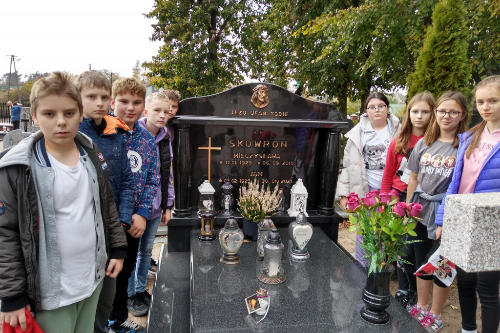 W Chełmcach pamiętają o zmarłych