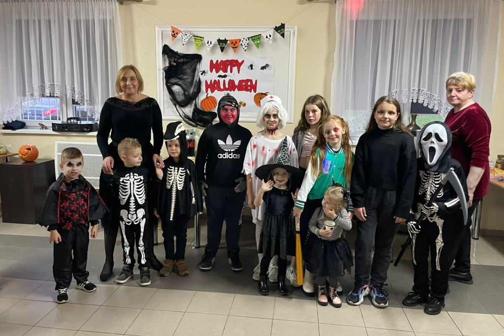  Szarlej. Zorganizowali imprezę z okazji Halloween dla dzieci i młodzieży [FOTO]