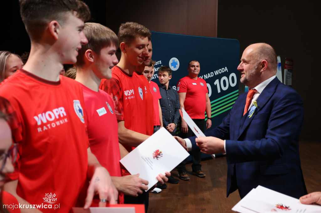 WOPR: Przyjęli niebieski krzyż i złotą kotwicę za swoje godło [ZDJĘCIA]