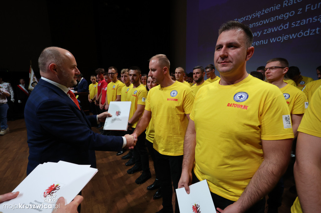 WOPR: Przyjęli niebieski krzyż i złotą kotwicę za swoje godło [ZDJĘCIA]