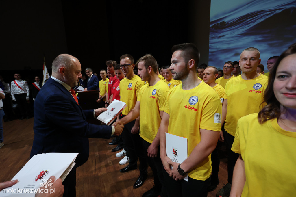 WOPR: Przyjęli niebieski krzyż i złotą kotwicę za swoje godło [ZDJĘCIA]