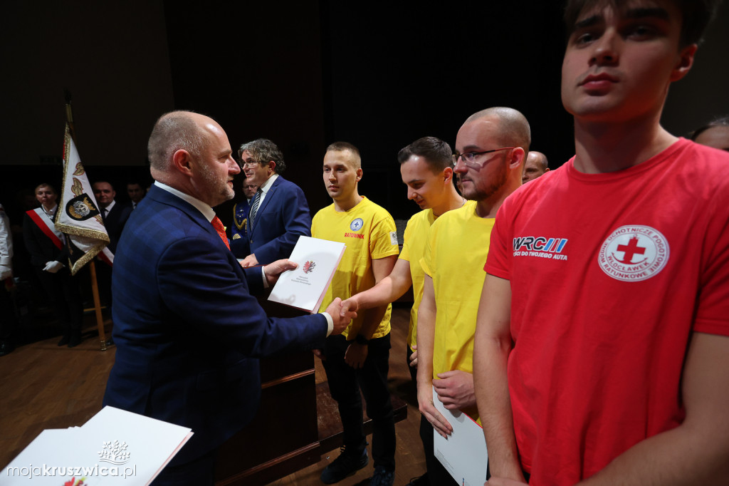 WOPR: Przyjęli niebieski krzyż i złotą kotwicę za swoje godło [ZDJĘCIA]