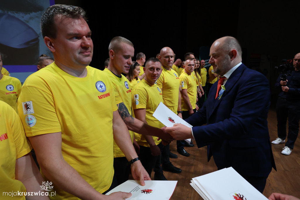 WOPR: Przyjęli niebieski krzyż i złotą kotwicę za swoje godło [ZDJĘCIA]