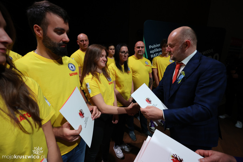 WOPR: Przyjęli niebieski krzyż i złotą kotwicę za swoje godło [ZDJĘCIA]