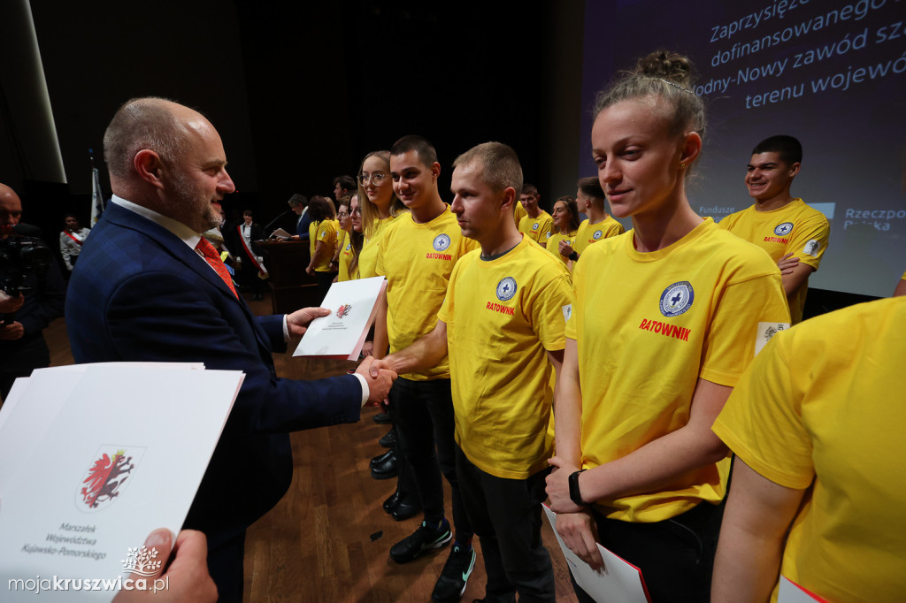 WOPR: Przyjęli niebieski krzyż i złotą kotwicę za swoje godło [ZDJĘCIA]