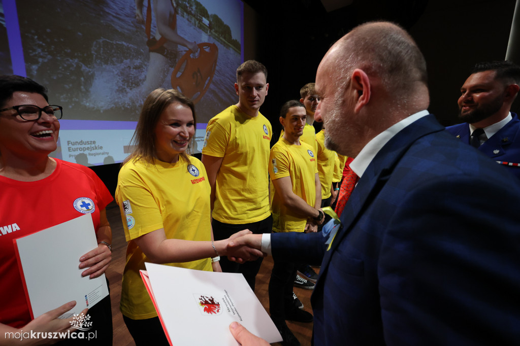 WOPR: Przyjęli niebieski krzyż i złotą kotwicę za swoje godło [ZDJĘCIA]
