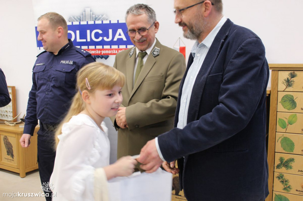 Przemocy wobec zwierząt mówią nie. Poznaliśmy zwycięzców prac plastycznych