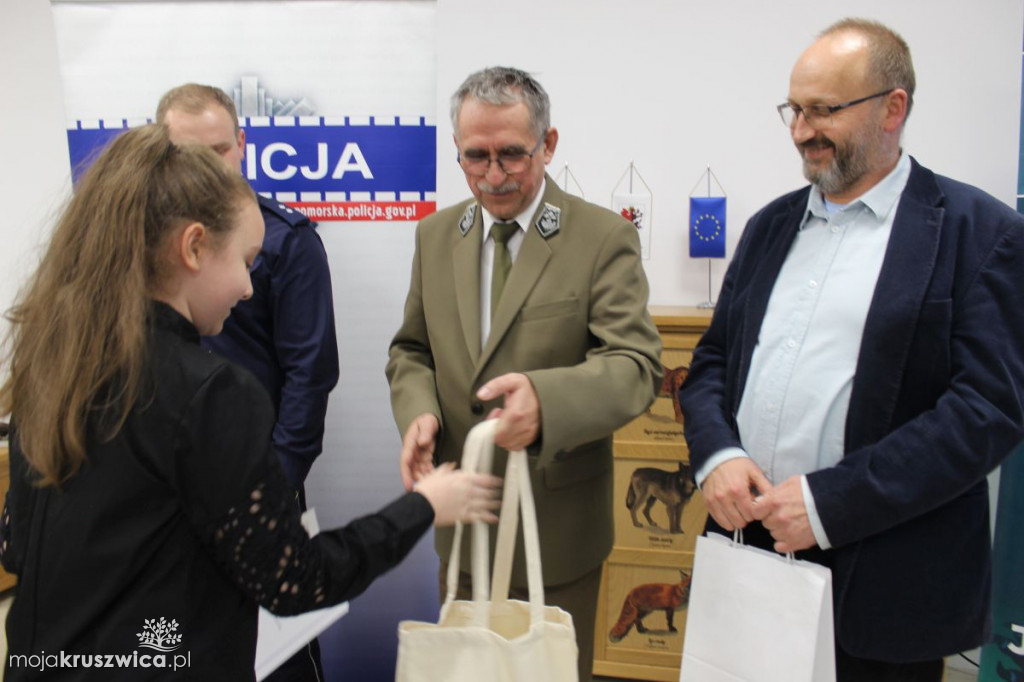 Przemocy wobec zwierząt mówią nie. Poznaliśmy zwycięzców prac plastycznych