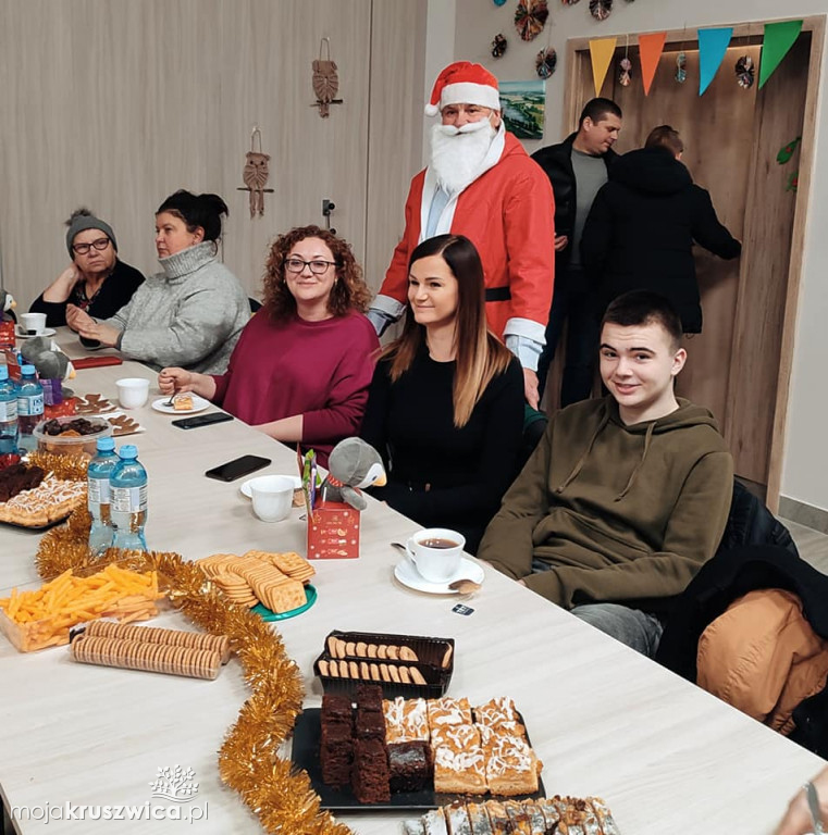 Święta Bożego Narodzenia dotarły do sołectwa w Grodztwie! [ZDJĘCIA]