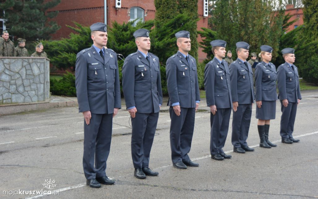Rozpoczęli nowy rok szkoleniowy w 56. Bazie Lotniczej w Inowrocławiu