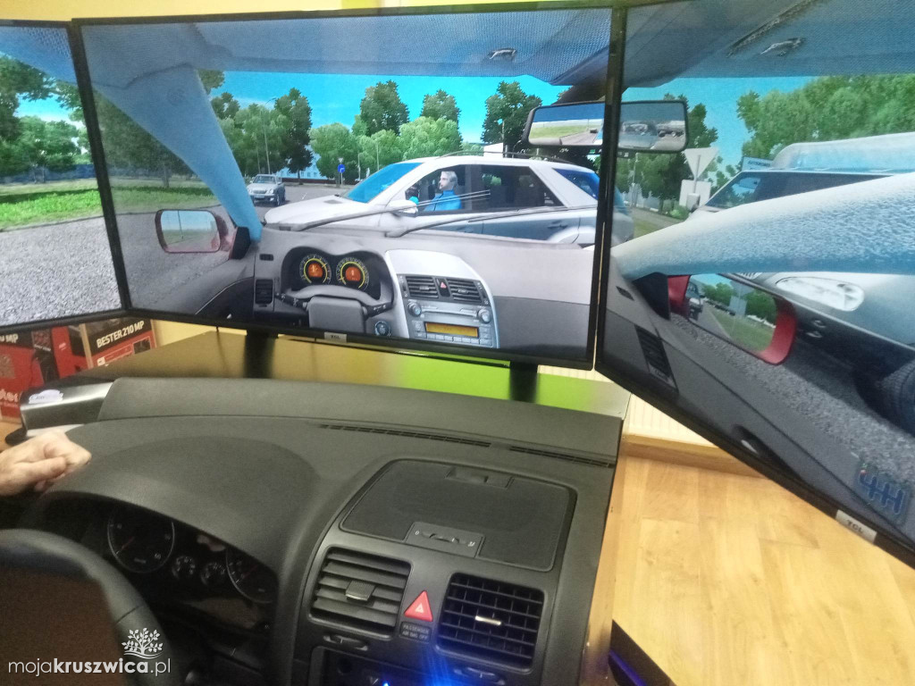 W Szkole Rzemiosła działa już symulator samochodowy!  W placówce ruszy rywalizacja