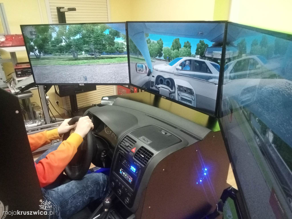 W Szkole Rzemiosła działa już symulator samochodowy!  W placówce ruszy rywalizacja