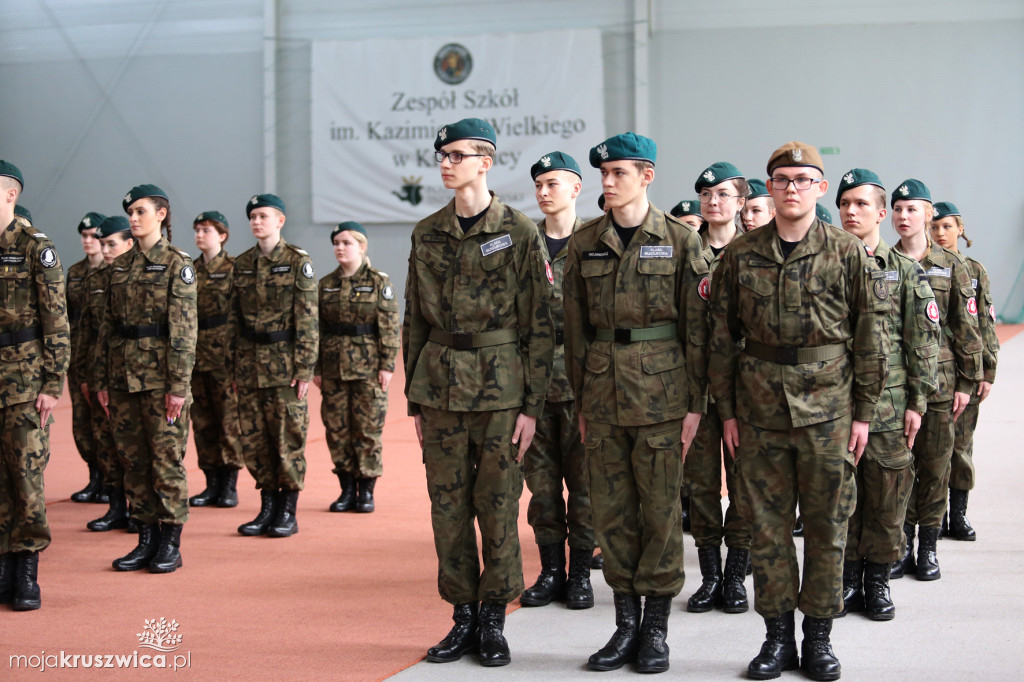 Wojewódzki Przegląd Musztry Klas Mundurowych w Kruszwicy