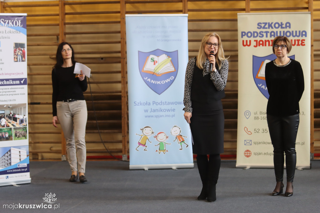  Szkoły z Kruszwicy, Kobylnik i Inowrocławia na Targach Edukacji w Janikowie [ZDJĘCIA]