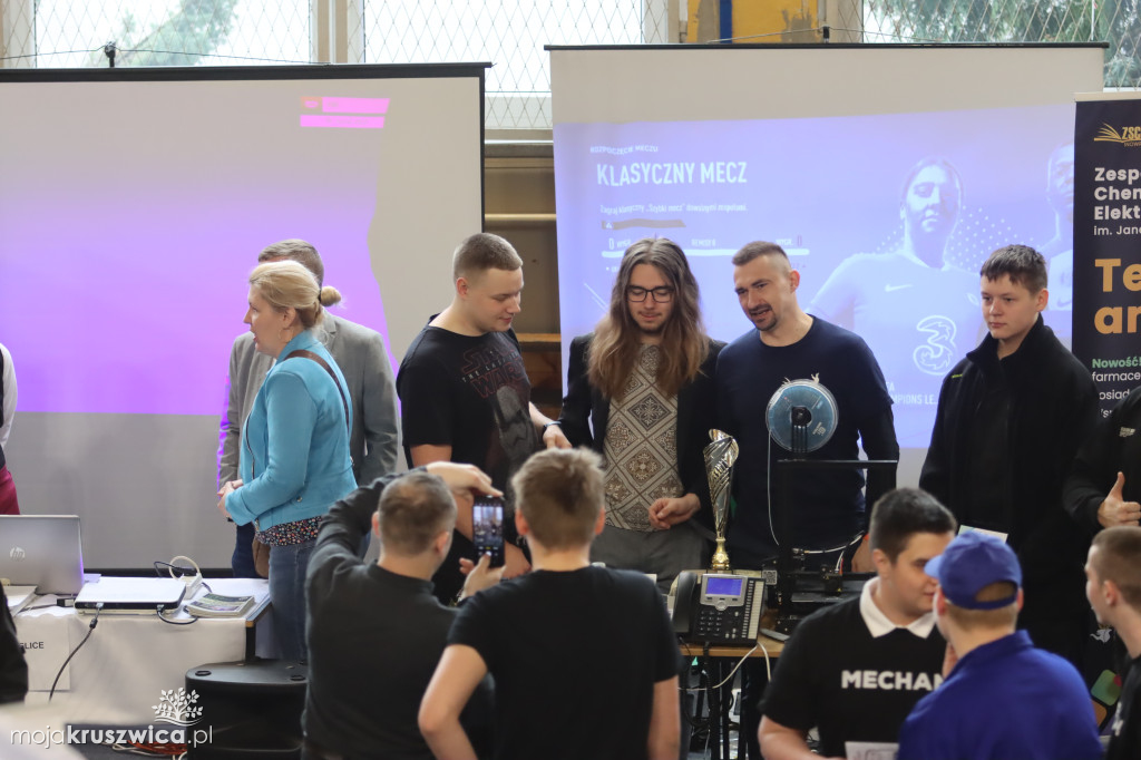  Szkoły z Kruszwicy, Kobylnik i Inowrocławia na Targach Edukacji w Janikowie [ZDJĘCIA]