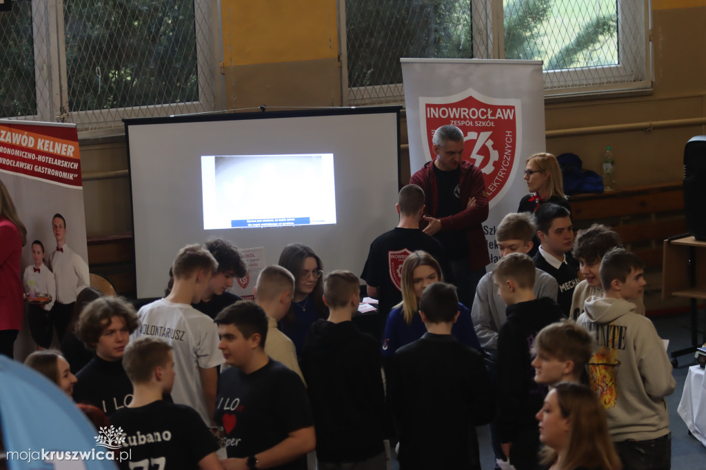  Szkoły z Kruszwicy, Kobylnik i Inowrocławia na Targach Edukacji w Janikowie [ZDJĘCIA]