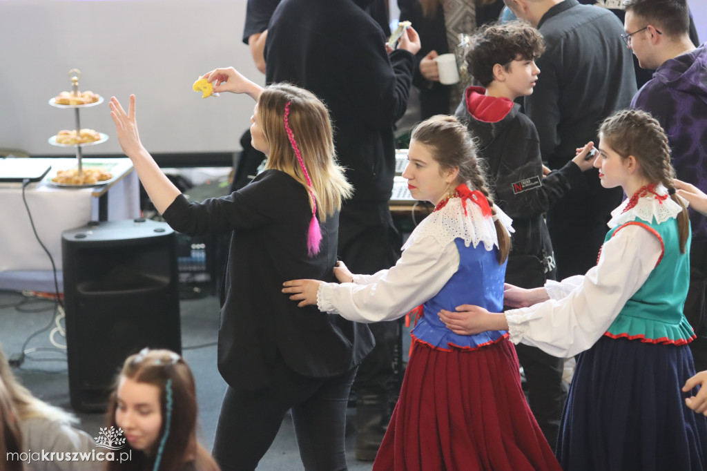 Szkoły z Kruszwicy, Kobylnik i Inowrocławia na Targach Edukacji w Janikowie [ZDJĘCIA]