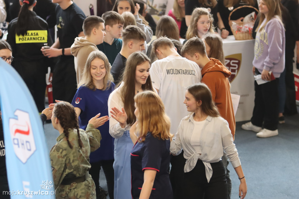  Szkoły z Kruszwicy, Kobylnik i Inowrocławia na Targach Edukacji w Janikowie [ZDJĘCIA]