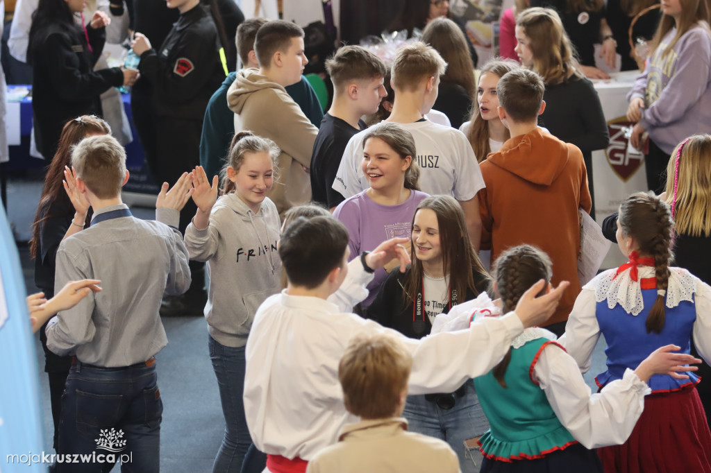  Szkoły z Kruszwicy, Kobylnik i Inowrocławia na Targach Edukacji w Janikowie [ZDJĘCIA]