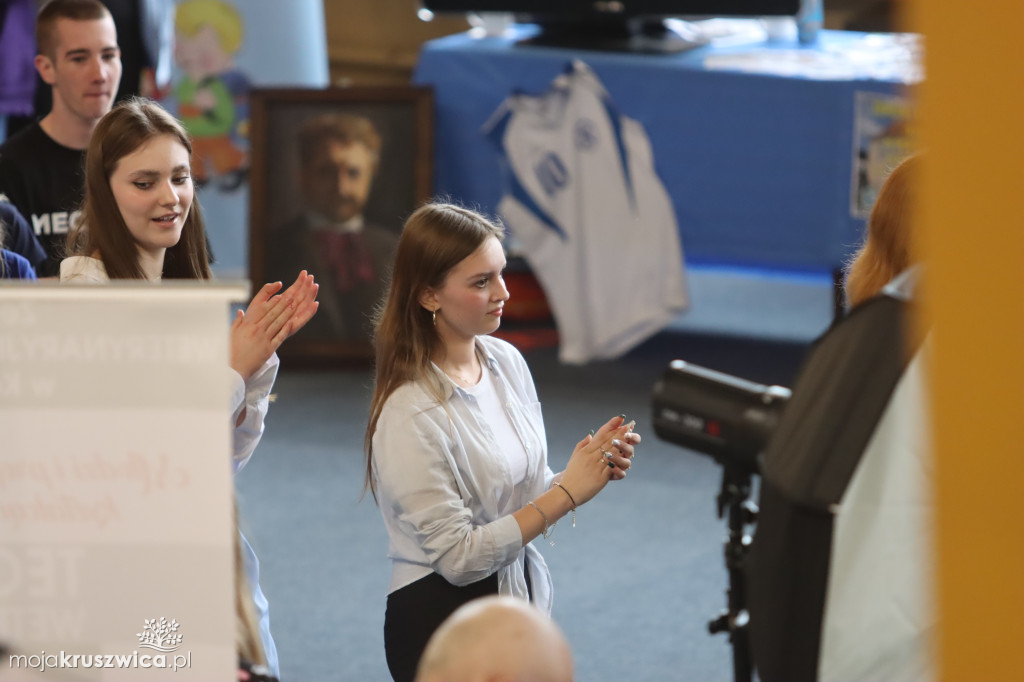  Szkoły z Kruszwicy, Kobylnik i Inowrocławia na Targach Edukacji w Janikowie [ZDJĘCIA]