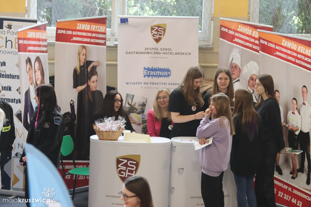  Szkoły z Kruszwicy, Kobylnik i Inowrocławia na Targach Edukacji w Janikowie [ZDJĘCIA]