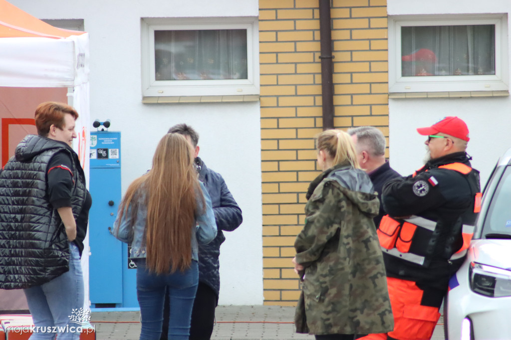  Dachowanie auta, pierwsza pomoc i Piastowski Rajd w Kruszwicy [ZDJĘCIA]