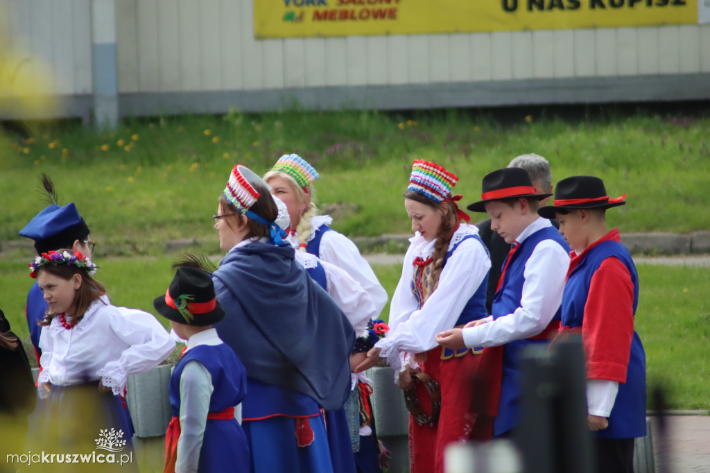  Dachowanie auta, pierwsza pomoc i Piastowski Rajd w Kruszwicy [ZDJĘCIA]