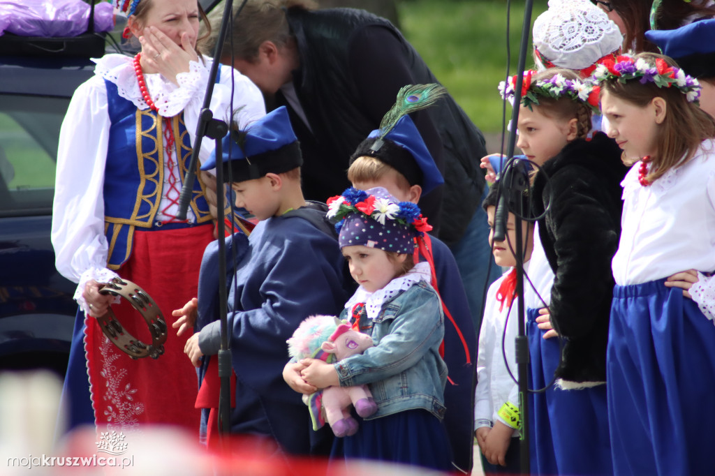  Dachowanie auta, pierwsza pomoc i Piastowski Rajd w Kruszwicy [ZDJĘCIA]