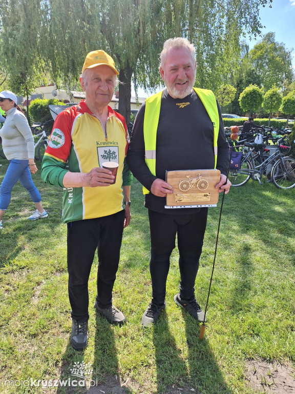 Rowerzyści wyruszyli śladami promów po Gople [ZDJĘCIA]