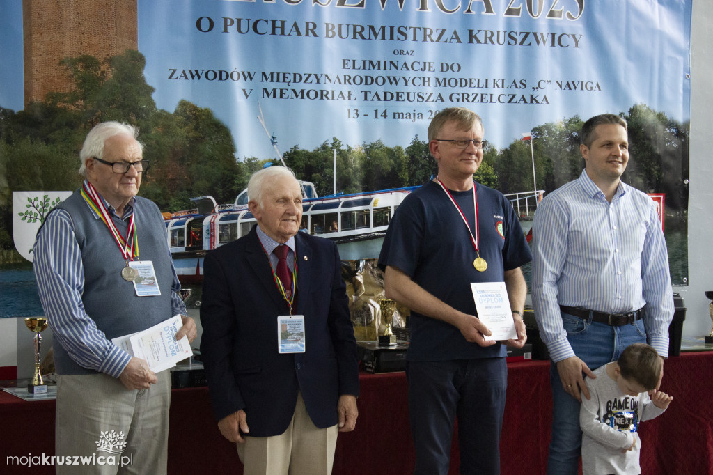 Kruszwica gości Ogólnopolski Konkurs Modeli Kartonowych [ZDJĘCIA]