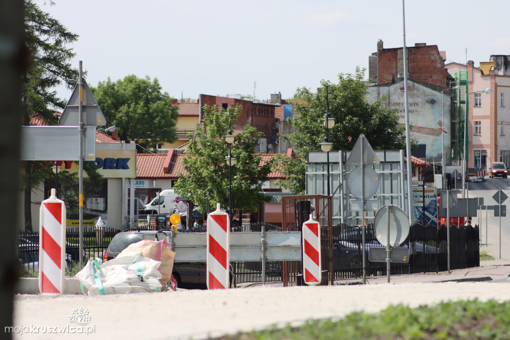 Budowa kładki i przebudowa nawierzchni na moście