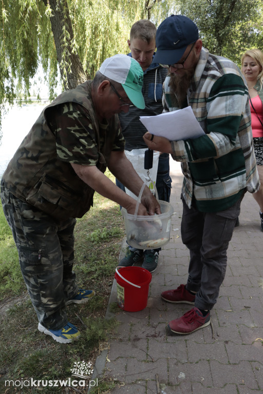 Zawody wędkarskie nad Gopłem