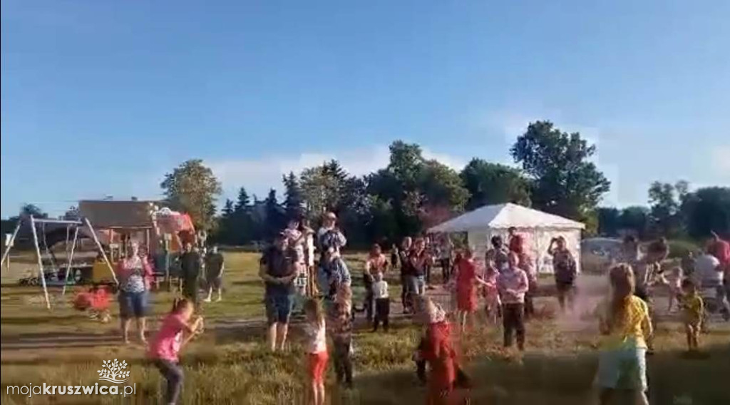 Około setka dzieci bawiła się dziś w Bachorcach [ZDJĘCIA]