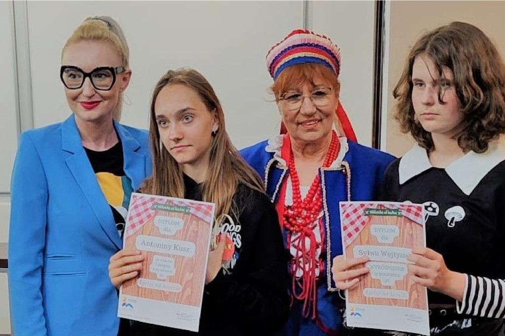 Antonina Kusz i Sylwia Wojtysiak nagrodzone w konkursie „Apetyt na książkę”!