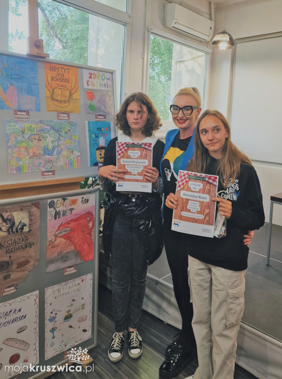 Antonina Kusz i Sylwia Wojtysiak nagrodzone w konkursie „Apetyt na książkę”!